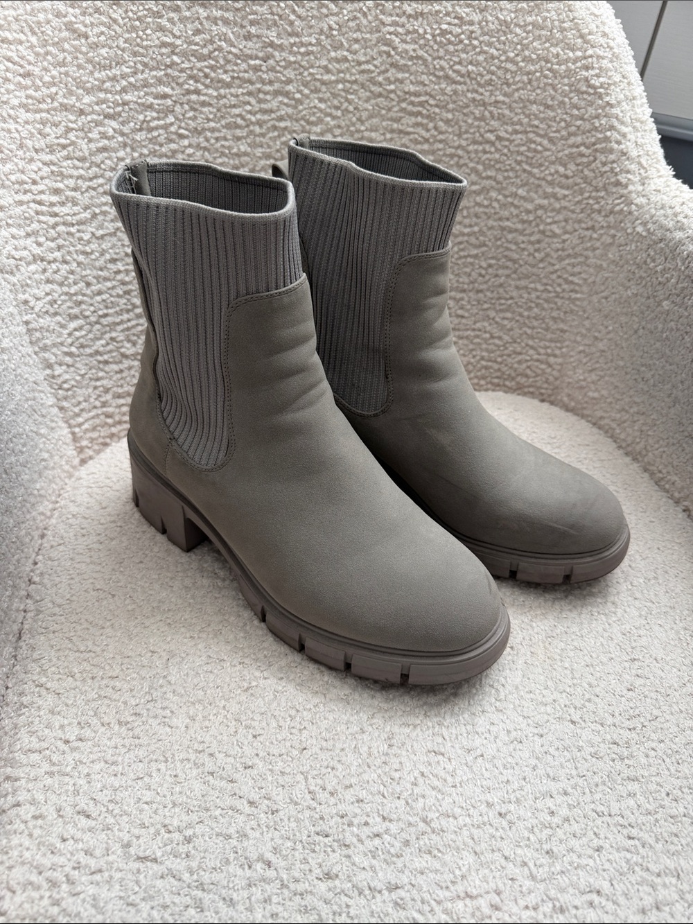 Women's Grey Chunky Chelsea Boots